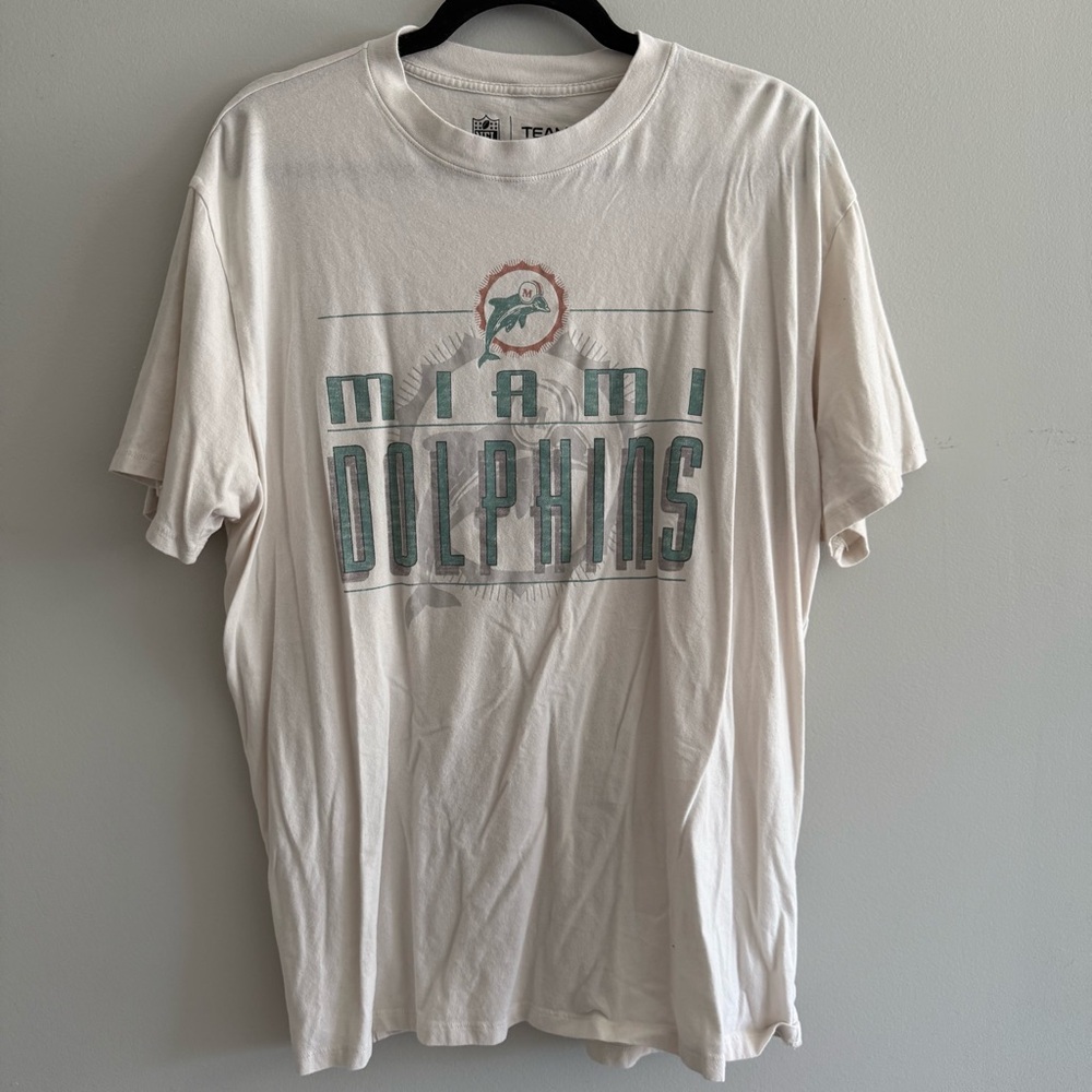 Miami dolphins t-shirt